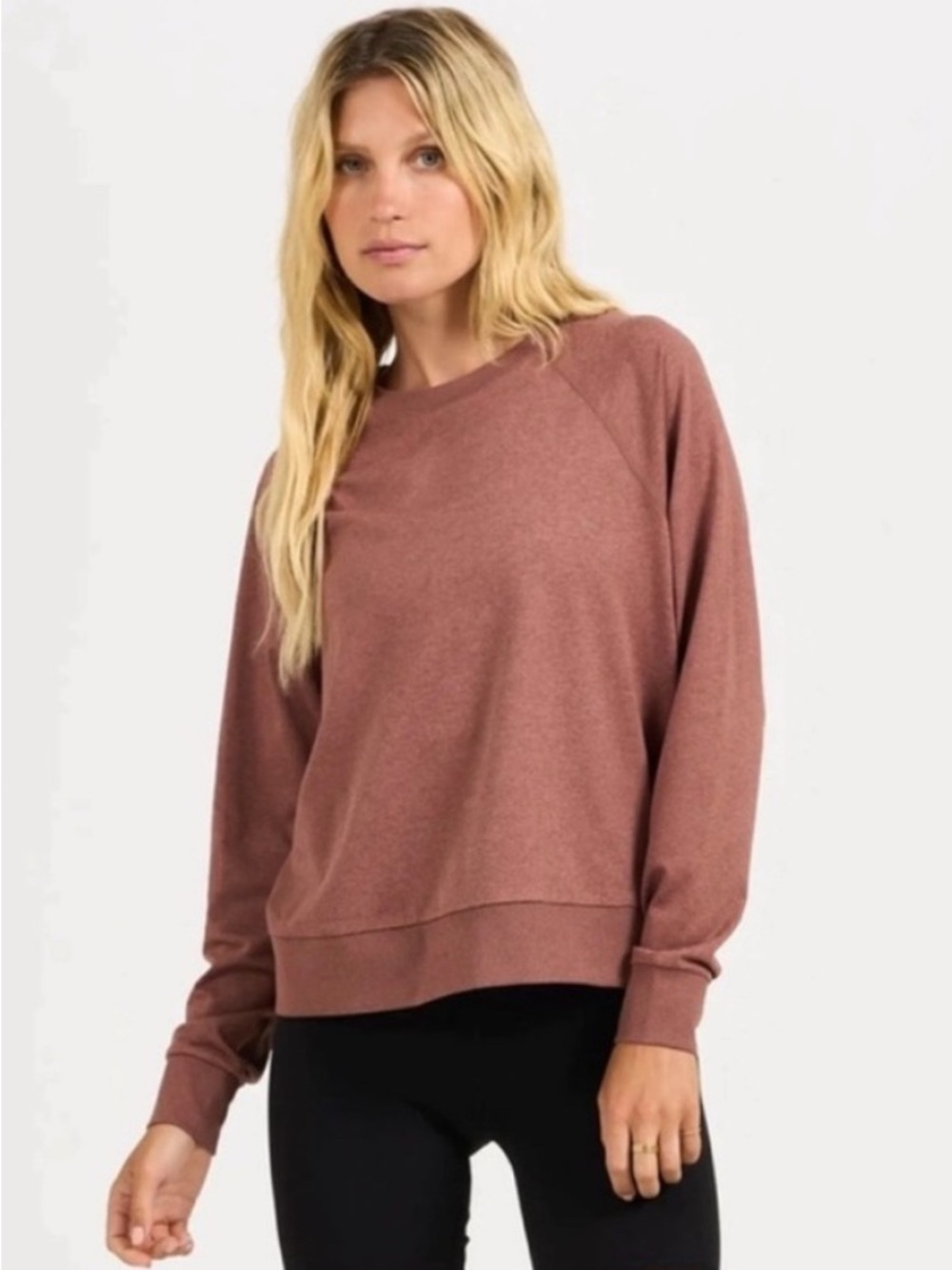 Vuori Halo Crew Long Sleeve Size M Rosewood Red Brown